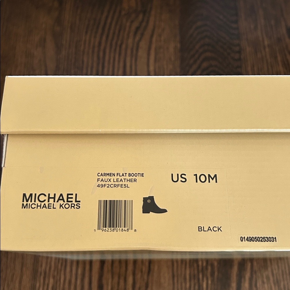Michael Kors Carmen Flat Booties - Picture 8 of 8